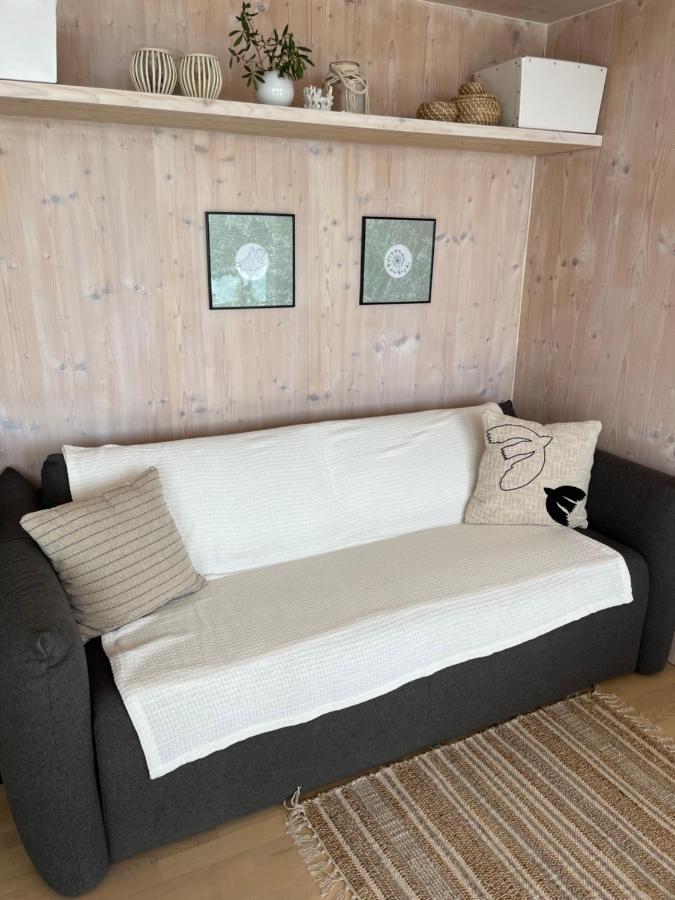 Buqez Eco - 2 And 8 - Seaview, New Wifi! *